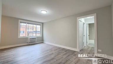 Main picture of 530 W Surf St