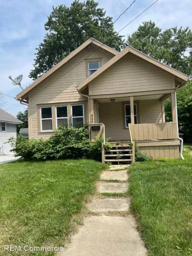 Main picture of 949 Wyley Ave