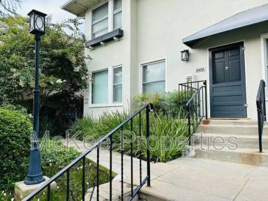 Main picture of 2140 1st Ave