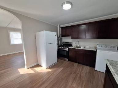 Main picture of 442 Marion Rd