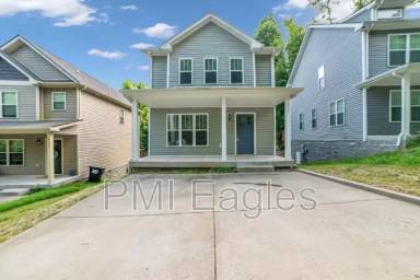 Main picture of 954 Charlotte St