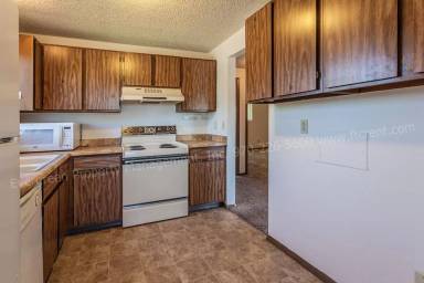 Main picture of 102 Glenda Dr
