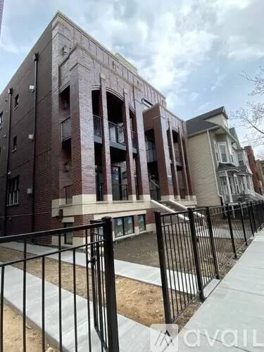 Main picture of 3343 N Kenmore Ave