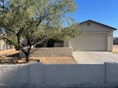 Main picture of 2919 W Palm Ln