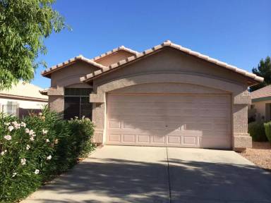 Main picture of 1049 W Olive Ave
