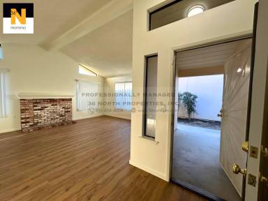 Main picture of 551 De Leon Dr