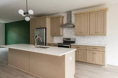 Main picture of 340 Eugenia St SW