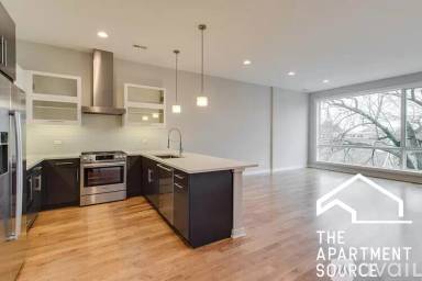 Main picture of 2057 N Mozart St