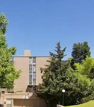 Main picture of 675 S University Blvd