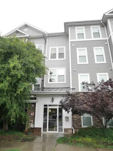 Main picture of 1321 Karen Blvd