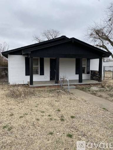 Main picture of 608 S Santa Fe Ave