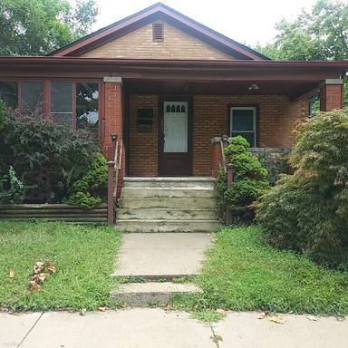 Main picture of 528 E Mahan Ave