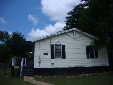 Main picture of 6227 Lynridge Ave