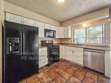 Main picture of 1402 Fair Oaks Blvd