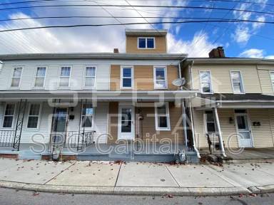Main picture of 18 Fulton St