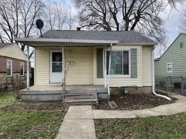 Main picture of 2220 S Randolph St
