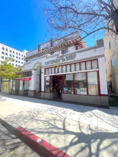 Main picture of 744 Pine Ave