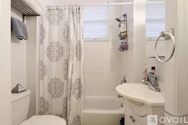 Main picture of 120 S Genois St