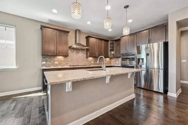 Main picture of 917 Old Wagon Trail Cir