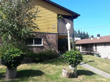 Main picture of 820 NW 96th St