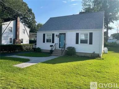 Main picture of 208 Shennecossett Pkwy