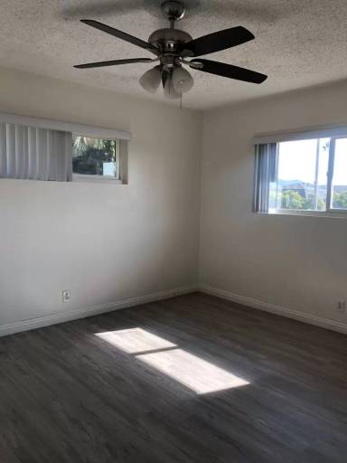 Main picture of 645-653 E Ruddock St