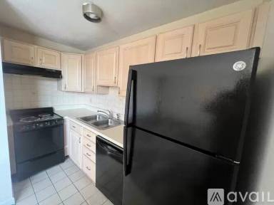 Main picture of 125 Trapelo Rd