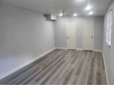 Main picture of 8421 N Packwood Ave