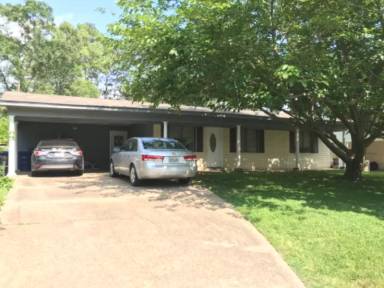 Main picture of 9387 Blom Blvd