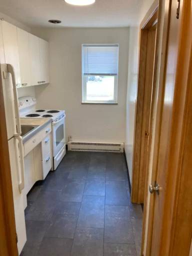 Main picture of 408 6th St SW