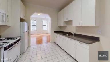 Main picture of 243 E 38th St