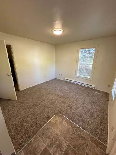 Main picture of 360 SW Cummings Ave