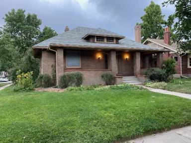 Main picture of 3832 N Clay St