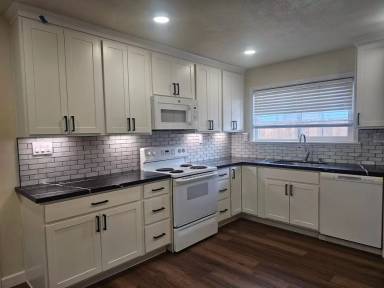 Main picture of 967 Kern St