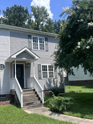 Main picture of 118 Henley Pl