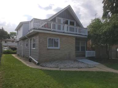Main picture of 5747 N 93rd St
