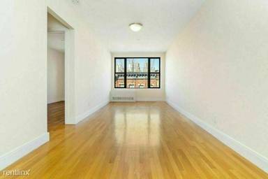 Main picture of 410 W 48th St