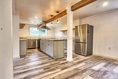Main picture of 6015 NE 42nd Ave