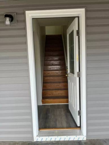 Main picture of 145 Grove St