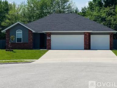 Main picture of 567 W Melody Ln