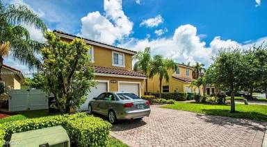 Main picture of 13411 SW 144th Ter