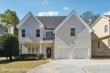 Main picture of 3048 Lanier Dr NE