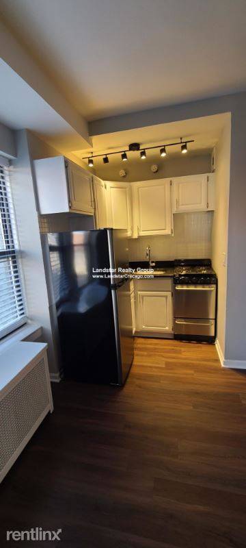 Main picture of The Oliver on LaSalle Apartments