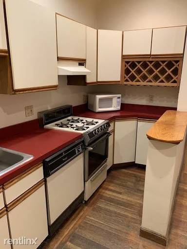 Main picture of 324 Chestnut Hill Ave