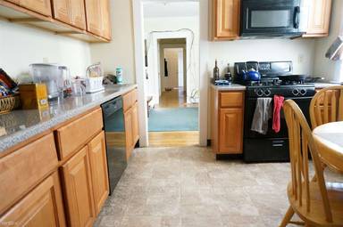 Main picture of 15 Quint Ave