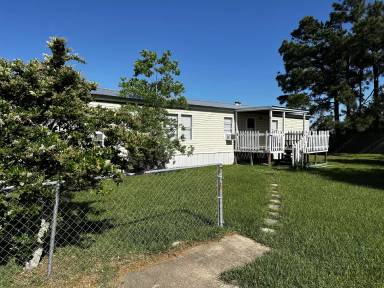 Main picture of 2444 N Flounder Dr