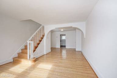 Main picture of 905 Christian St
