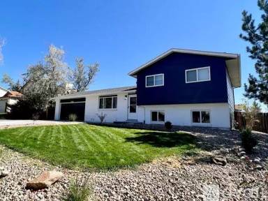 Main picture of 2096 S Salida St