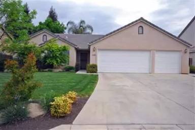 Main picture of 2706 E Pryor Dr