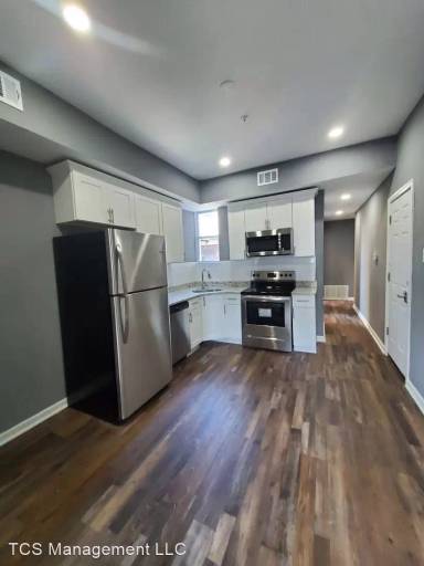 Main picture of 207 S 49th St